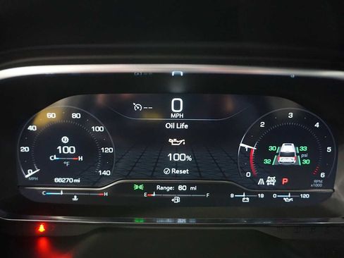 Used 2024 GMC Yukon XL SLE image 31