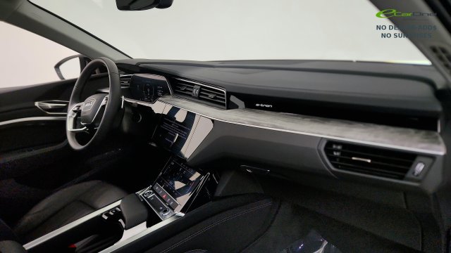 Used 2024 Audi Q8 e-tron Premium AWD/4WD image 37