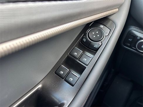 New 2025 Ford Explorer Active w/ Active Comfort Package image 16