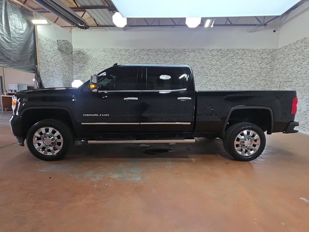 Used 2017 GMC Sierra 2500 Denali AWD/4WD image 4