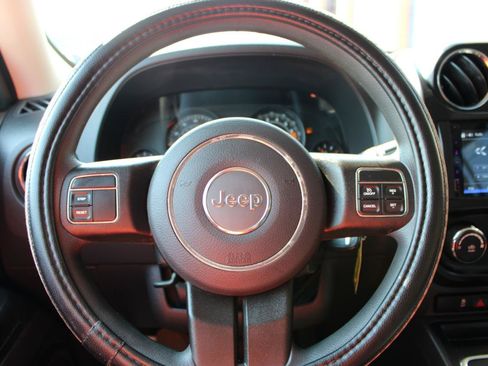 Used 2016 Jeep Patriot Sport w/ Power Value Group AWD/4WD image 16
