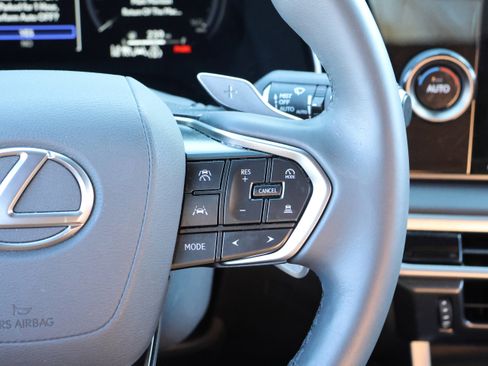 Used 2025 Lexus RX 350 FWD image 21