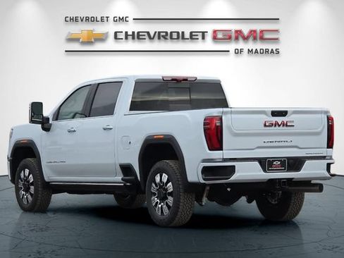 New 2026 GMC Sierra 2500 Denali w/ Denali Reserve Package AWD/4WD image 5