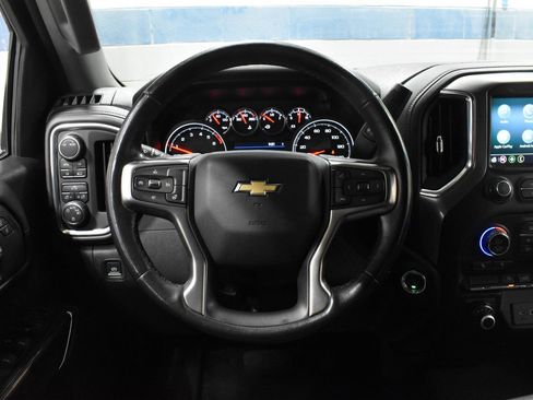 Used 2021 Chevrolet Silverado 1500 LT AWD/4WD image 9