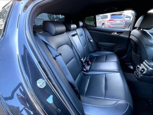 Used 2020 Kia Stinger GT image 19