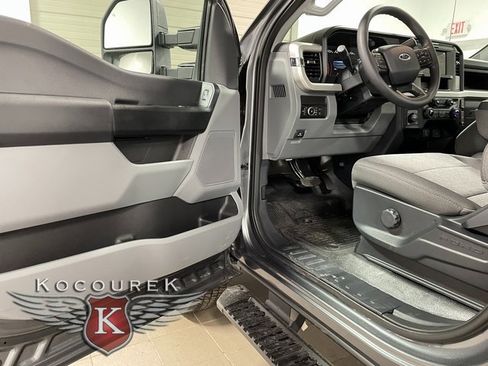 Used 2026 Ford F250 XL w/ XL Chrome Package AWD/4WD image 10