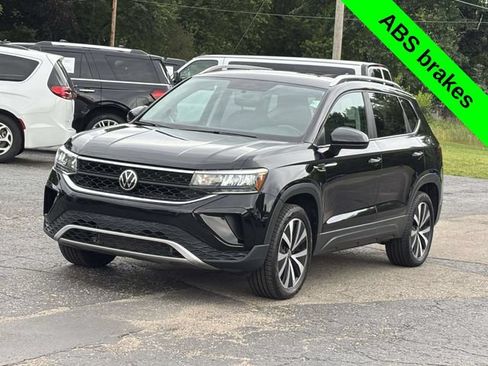 Used 2022 Volkswagen Taos SE AWD/4WD image 29