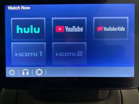 Certified 2023 Chevrolet Suburban High Country w/ LPO, Illumination Package image 30