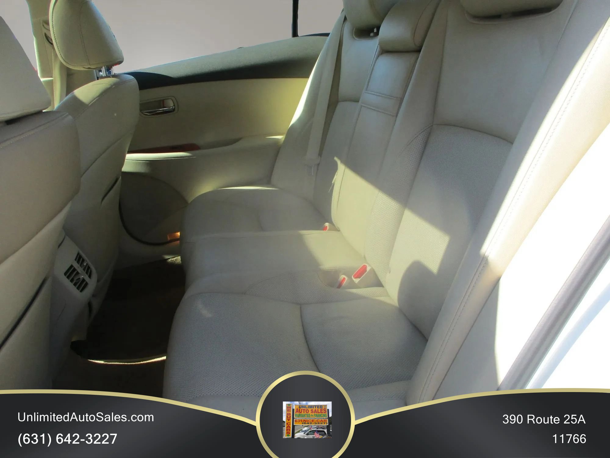 Used 2011 Lexus ES 350 FWD image 6