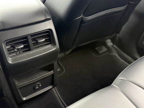 Used 2022 Ford Edge SEL image 12