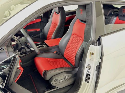 Used 2020 Lamborghini Urus AWD/4WD image 14