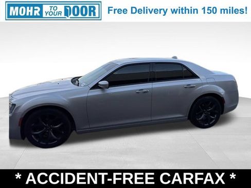 Used 2021 Chrysler 300 S RWD image 2