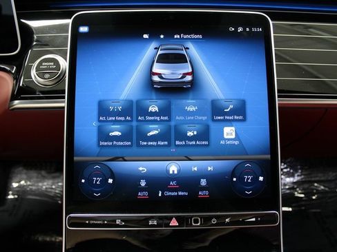 Used 2025 Mercedes-Benz S 580 S 580 4MATIC w/ AMG Line Package image 26