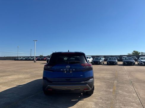 Certified 2023 Nissan Rogue SL w/ SL Premium Package FWD image 17