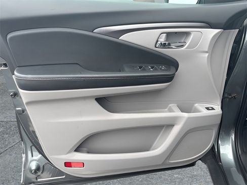 Used 2019 Honda Ridgeline RTL image 37