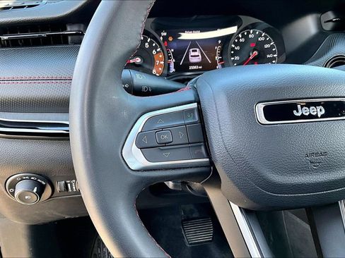 Used 2024 Jeep Compass Trailhawk AWD/4WD image 20