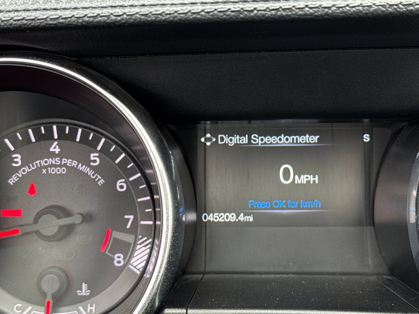 Used 2020 Ford Mustang GT w/ Black Accent Package RWD image 23
