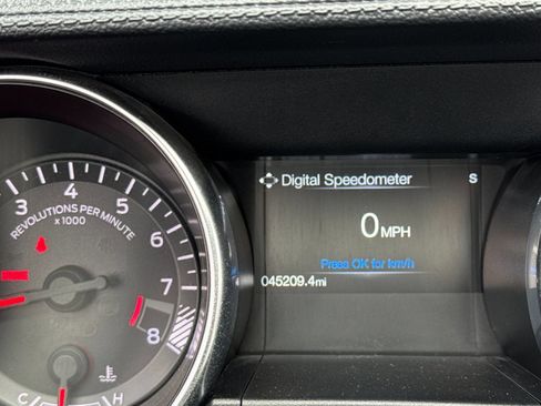 Used 2020 Ford Mustang GT w/ Black Accent Package RWD image 23
