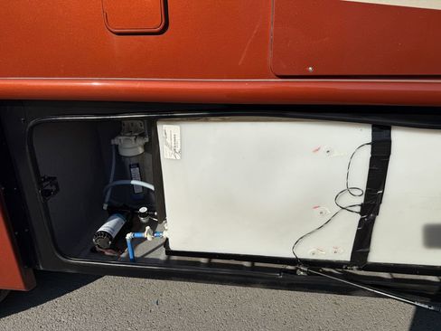 Used 2018 RAM 5500 SLT w/ Quick Order Package 29G SLT image 28