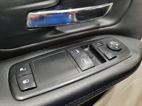 Used 2014 Dodge Grand Caravan SE w/ Quick Order Package 29E SE FWD image 27