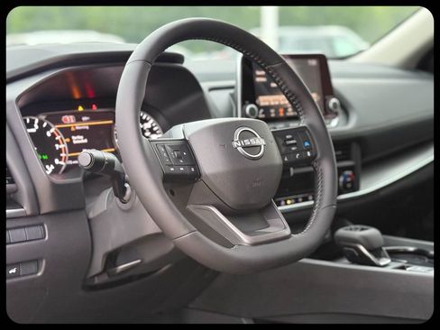 New 2026 Nissan Rogue SV w/ Cold Weather Package FWD image 19
