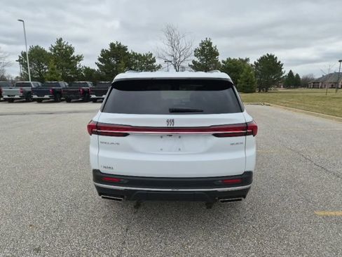 Used 2025 Buick Enclave Preferred w/ LPO, Floor Liner Package image 6