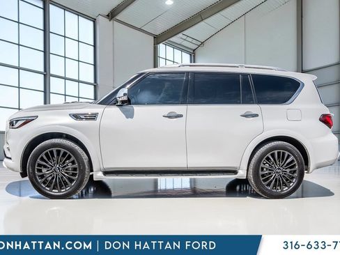 Used 2023 INFINITI QX80 Sensory w/ Cargo Package AWD/4WD image 2