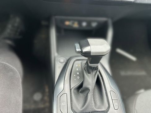 Used 2025 Kia K4 LXS image 21