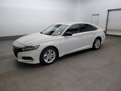 Used 2019 Honda Accord LX image 2