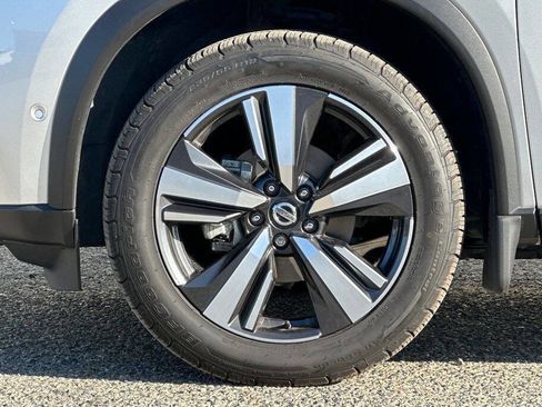 Used 2021 Nissan Rogue Platinum image 26