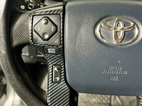 Used 2019 Toyota Tacoma SR5 image 18