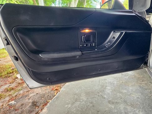 Used 1996 Chevrolet Corvette Coupe RWD image 10