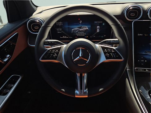 New 2026 Mercedes-Benz GLC 300 image 14