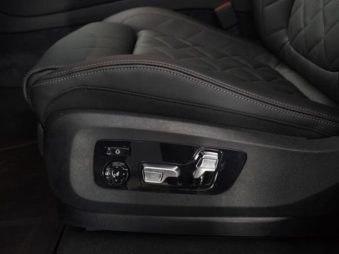 New 2026 BMW X5 xDrive50e w/ M Sport Package image 28