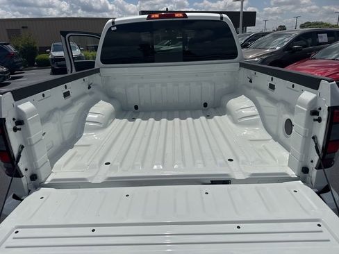 New 2026 Nissan Frontier SV AWD/4WD image 16