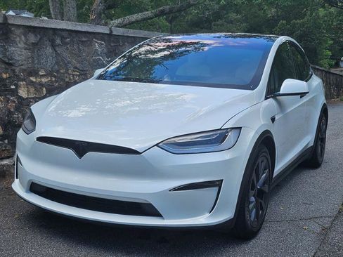 Used 2023 Tesla Model X AWD/4WD image 14