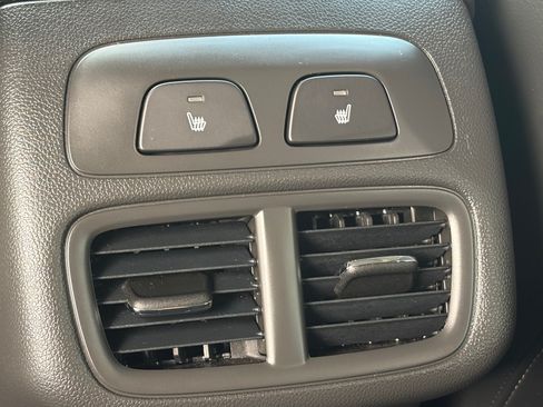 Used 2023 Buick Envision Avenir FWD image 14