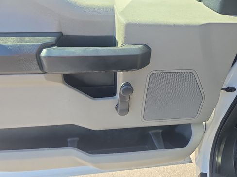 Used 2017 Ford F350 XL RWD image 16