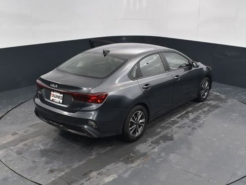Used 2024 Kia Forte LXS image 41