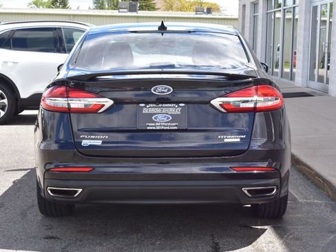 Used 2019 Ford Fusion Titanium FWD image 8