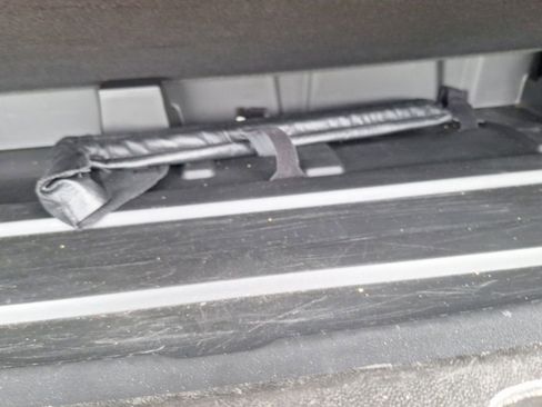 Used 2021 GMC Yukon SLT image 22