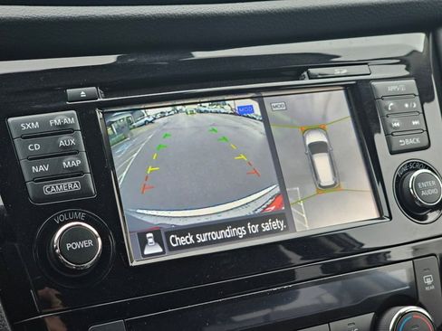 Used 2017 Nissan Rogue SL w/ SL Premium Package image 8