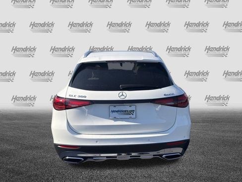 Used 2023 Mercedes-Benz GLC 300 4MATIC image 9
