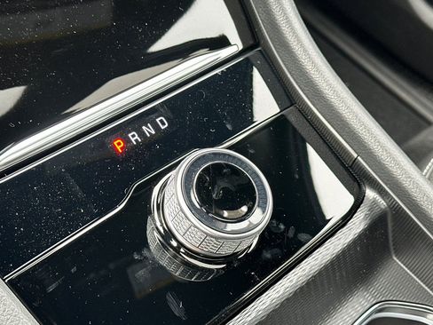 Used 2025 Jeep Grand Cherokee Altitude RWD image 20