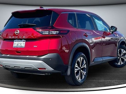 Certified 2023 Nissan Rogue SV FWD image 6