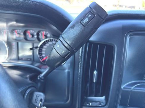 Used 2018 GMC Sierra 1500 2WD Regular Cab image 15