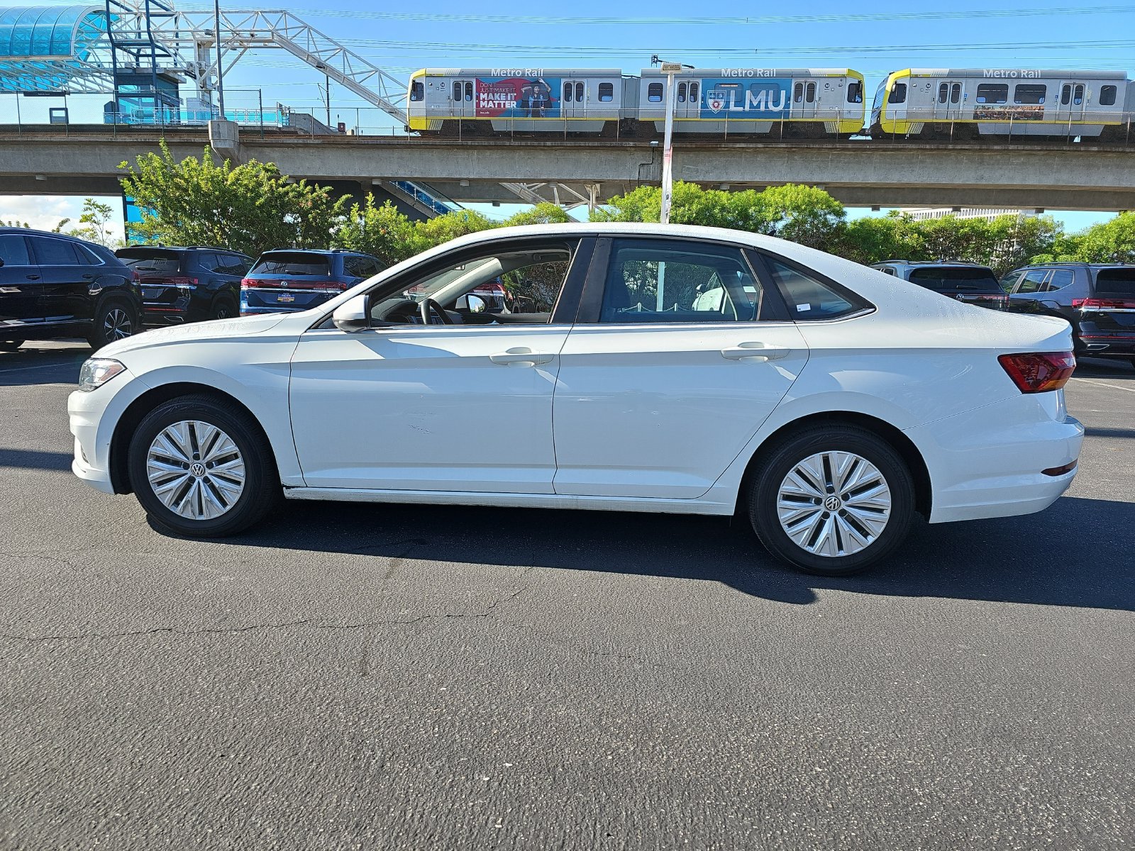Used 2019 Volkswagen Jetta S w/ Driver Assistance Package FWD image 8