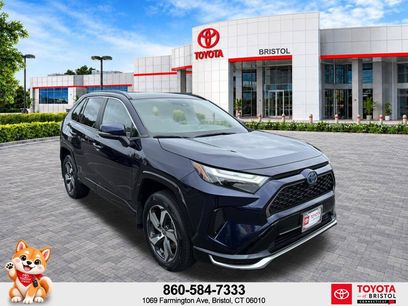 Used 2024 Toyota RAV4 SE w/ Weather & Moonroof Package
