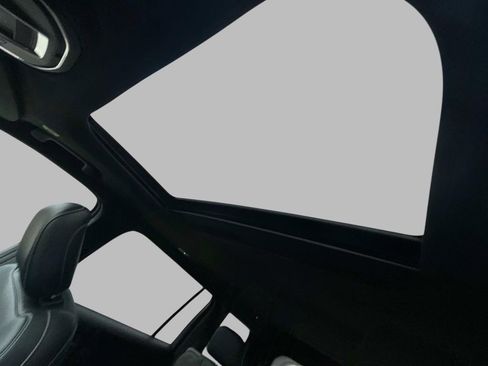 New 2025 Jeep Grand Cherokee L Altitude image 13