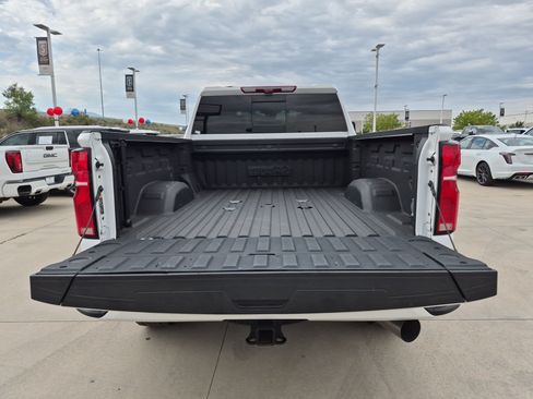 Certified 2024 Chevrolet Silverado 2500 High Country w/ High Country Premium Package AWD/4WD image 33